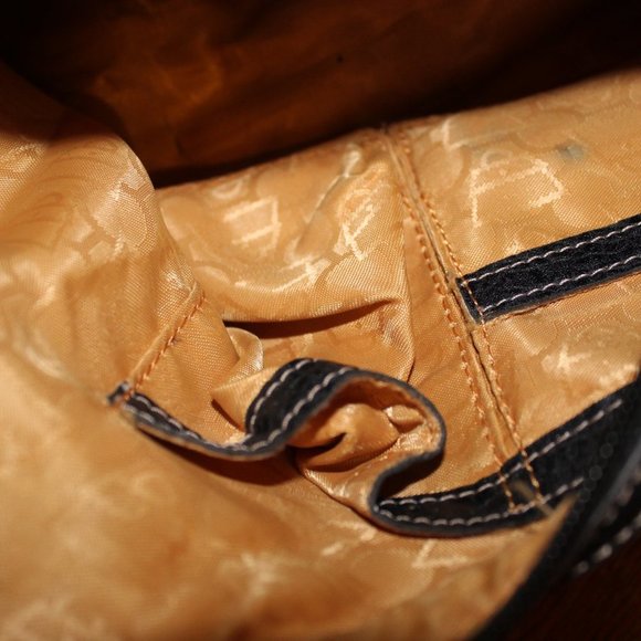 Kathy Van Zeeland Purse - Picture 7 of 10